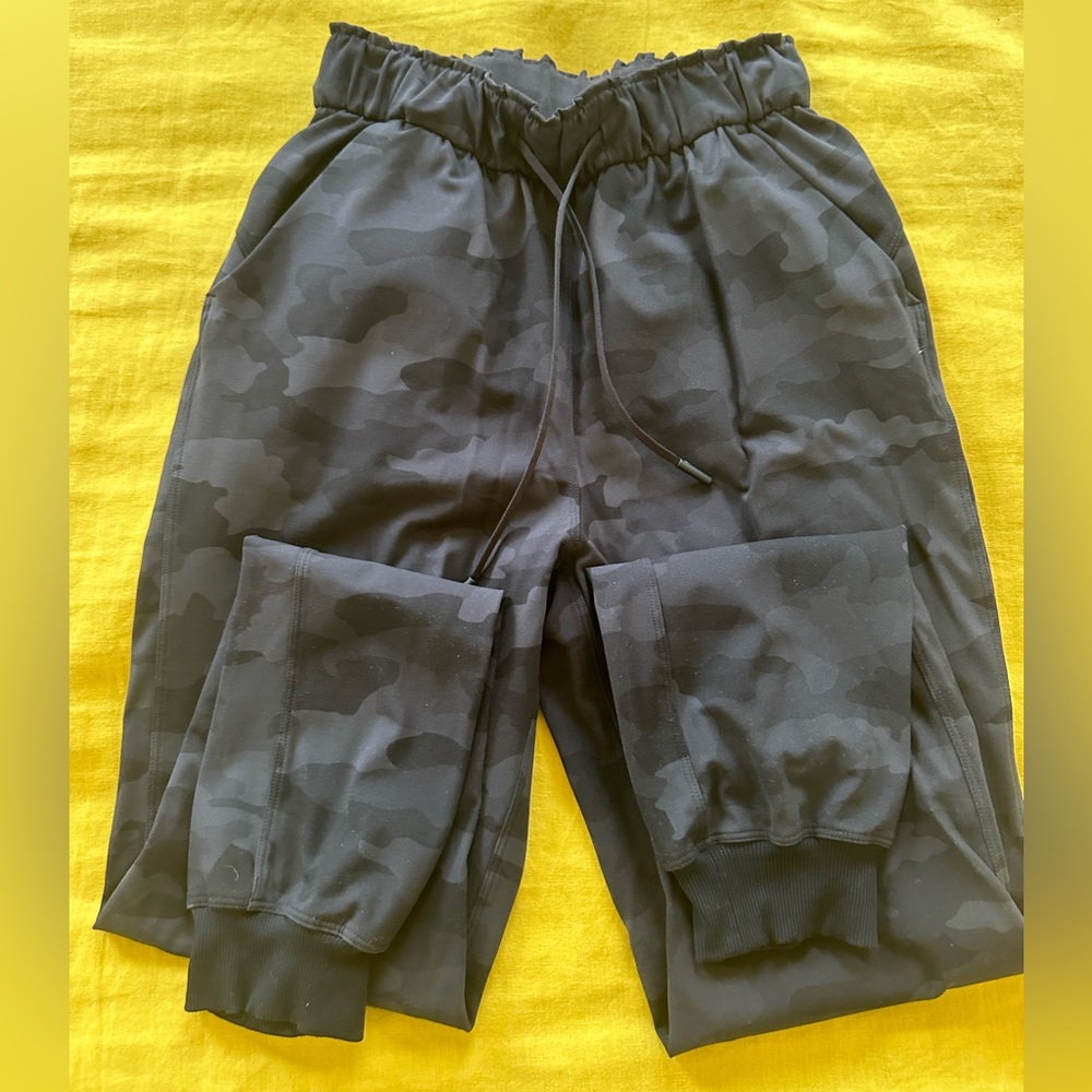 Lulu Joggers